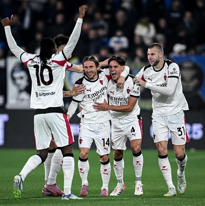 意媒：增强俱乐部财务竞争力，拉齐奥探索纳斯达克上市路径（意媒：拉齐奥为提升财务竞争力正考虑赴纳斯达克上市）