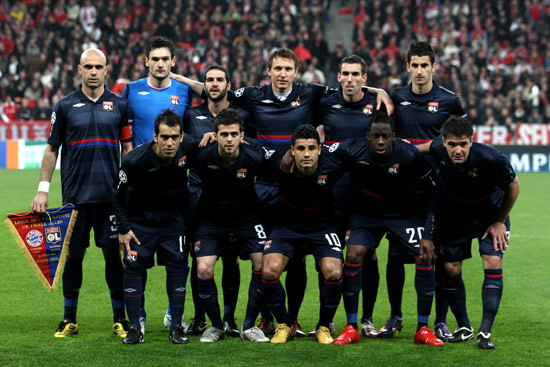 爱德华兹半场15分3助攻，森林狼命中9记三分仍落后10分（爱德华兹半场15+3，森林狼投进9记三分仍以10分落后）