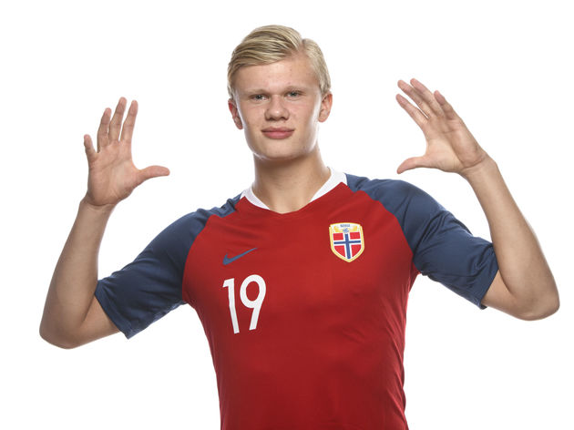 尼克斯官方：唐斯因左小腿紧张缺席对阵魔术的比赛（尼克斯通报：唐斯左小腿紧绷，缺席对魔术之战）