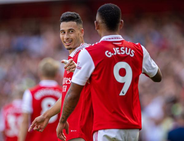 中超：武汉三镇2-0战胜上海申花（中超战报：武汉三镇2比0力克上海申花）