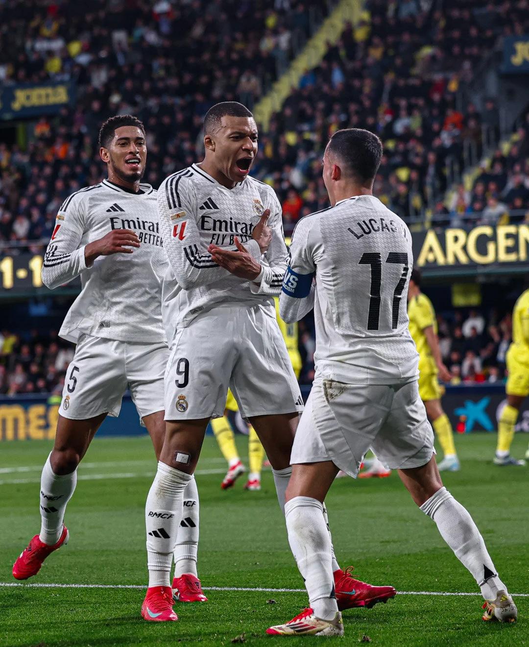 记者：米兰将与莱万经纪人会面讨论转会，伊布支持这一交易（米兰计划与莱万经纪人洽谈转会，伊布力挺此交易）