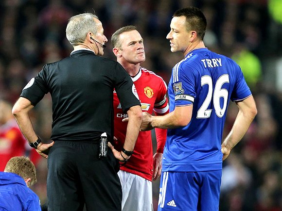 火箭哈登末节爆发连得15分（火箭球星哈登第四节火力全开连取15分）