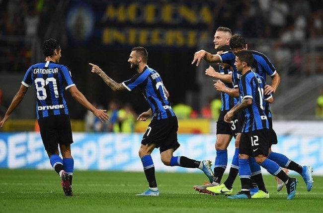 马德里市长：马德里失去了榜首，马竞会在巴塞罗那把它夺回来（马德里市长：虽失榜首，马竞将在巴塞罗那夺回第一）