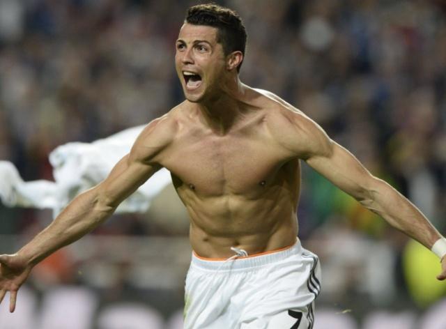 21世纪五大联赛外场球员出场时间榜：C罗、拉莫斯、梅西前3（21世纪五大联赛外场出场时间排行：C罗、拉莫斯、梅西位列前三）