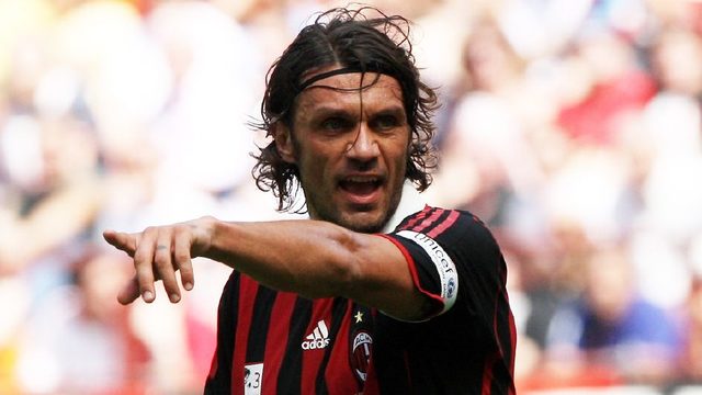 西甲积分榜：皇马爆冷输球距巴萨4分，黄潜第三，马竞第四（西甲积分榜：皇马冷门告负落后巴萨4分，黄潜第三、马竞第四）