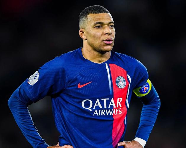 皇家社会vs赫罗纳：久保建英、贡萨洛-格德斯首发，维特塞尔、布林德出战（皇家社会迎战赫罗纳：久保建英、贡萨洛-格德斯先发，维特塞尔、布林德登场）