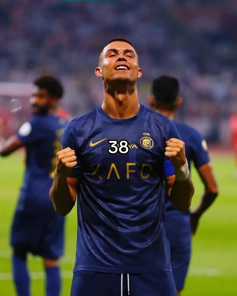 亚洲足球版图迎来新变化（亚洲足坛版图生变）